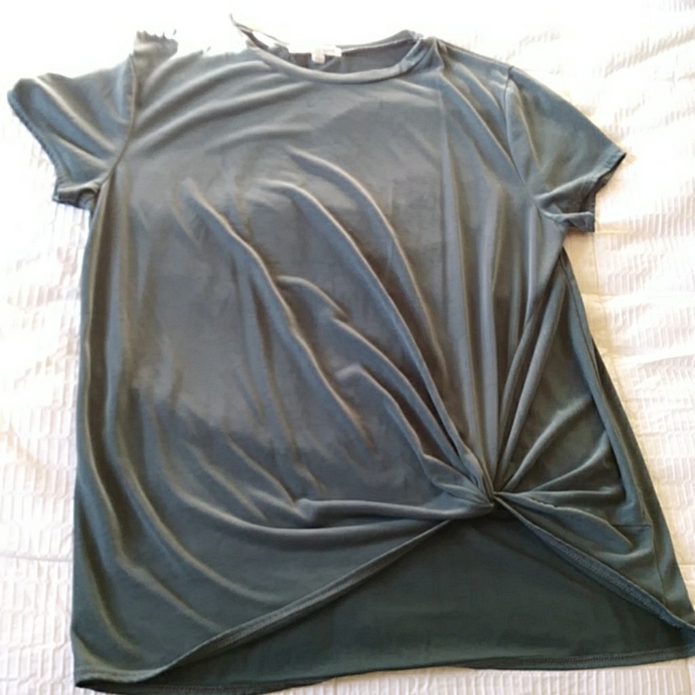 Short sleeve dressy business top